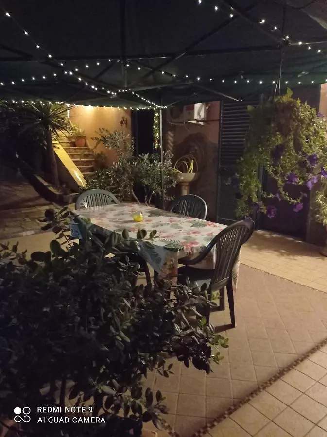 Casa Vacanze Lulu Daire Muravera 0*,